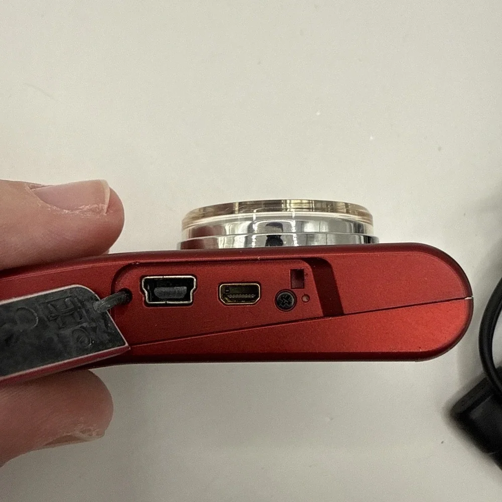 Red Samsung HMX-U10 High Definition Camcorder/Camera Untested Excellent Cosmetic